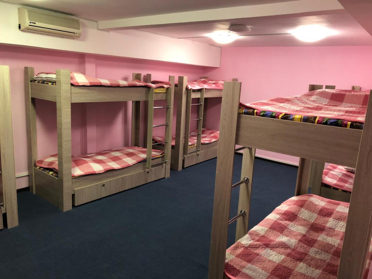 Apple City Hostel 阿拉木图 外观 照片